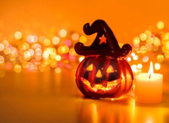 Pacote Noites Assustadoramente Mágicas