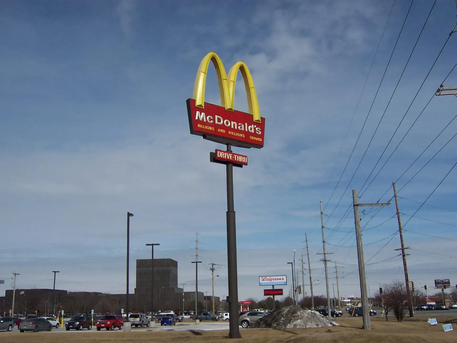 Mc Donalds Hi-Rise Signage — Bloomington, IL — Super Sign Service