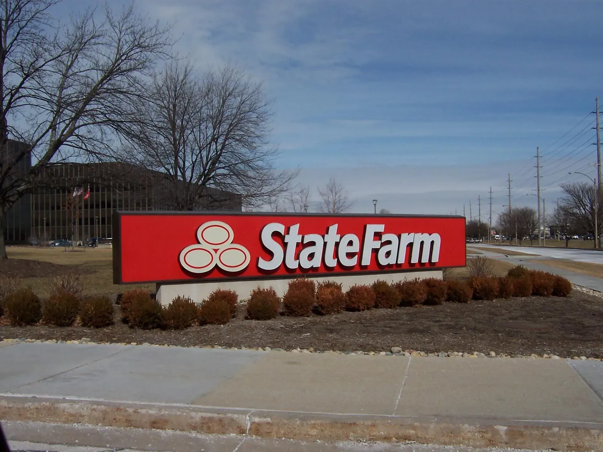 State Farm Signage — Bloomington, IL — Super Sign Service