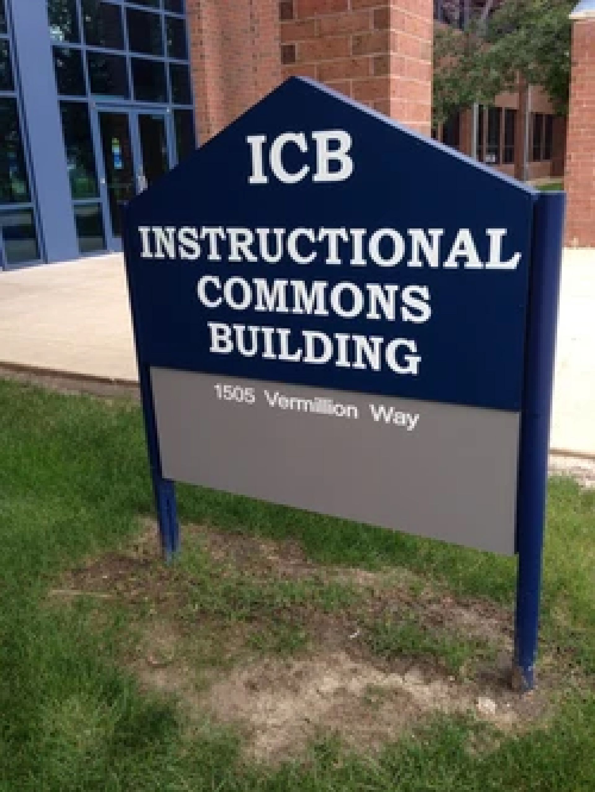 Directional Signage — Bloomington, IL — Super Sign Service