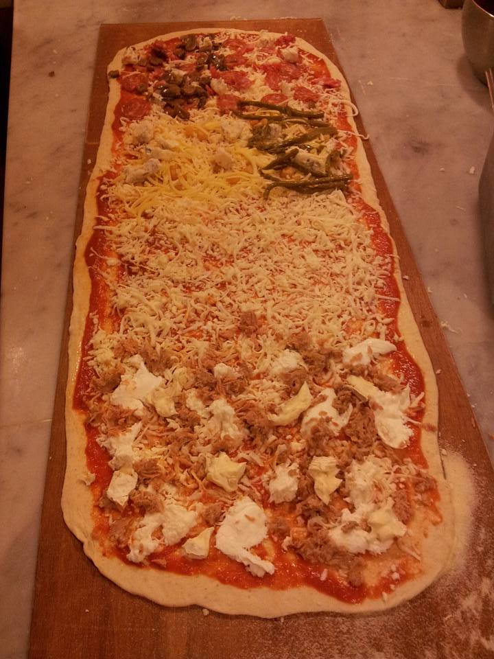 pizza al metro da infornare