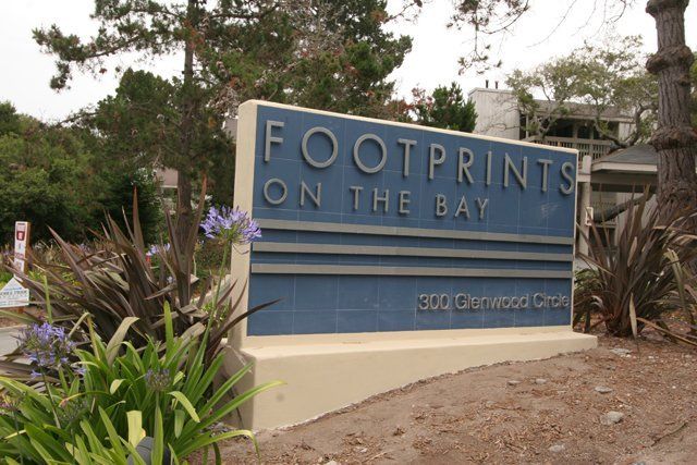 Footprints on the bay apartments