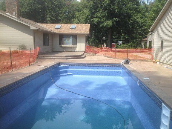 Blue pool liners - pool services Churubusco, IN