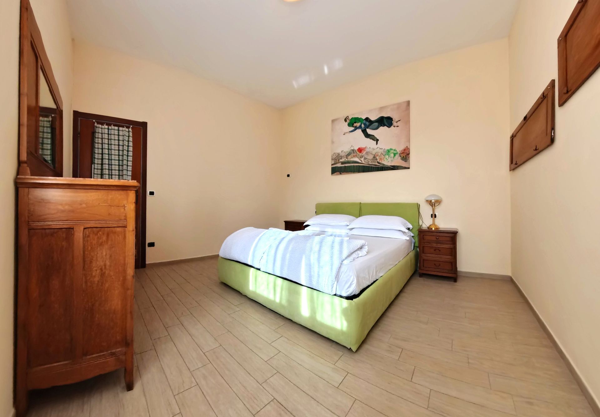 camera suite con vista Lago di Garda e Monte Baldo