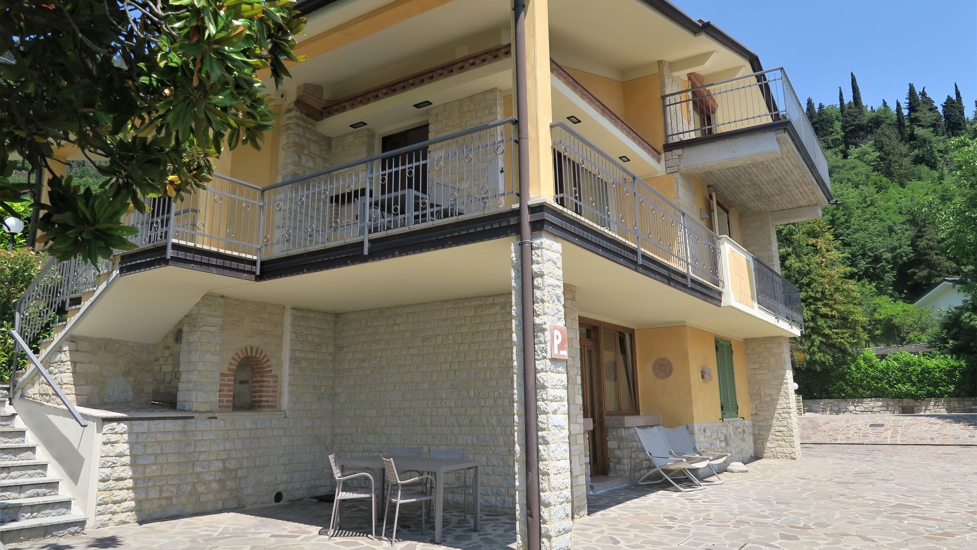 Villa Arianna con vista Lago di Garda e Monte Baldo