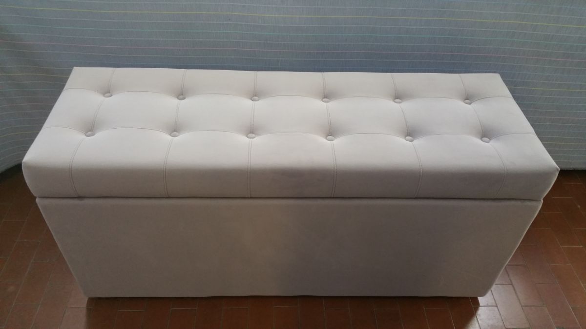 Pouf trapuntato in pelle