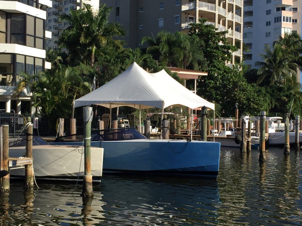 20'x30' High Peak on floating dock