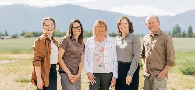 C21 Four Seasons Realty - About Buying and Selling Homes in North