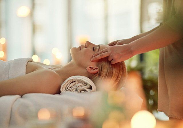 relaxing head massage