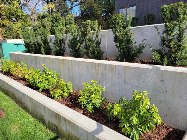 Retaining Wall Services