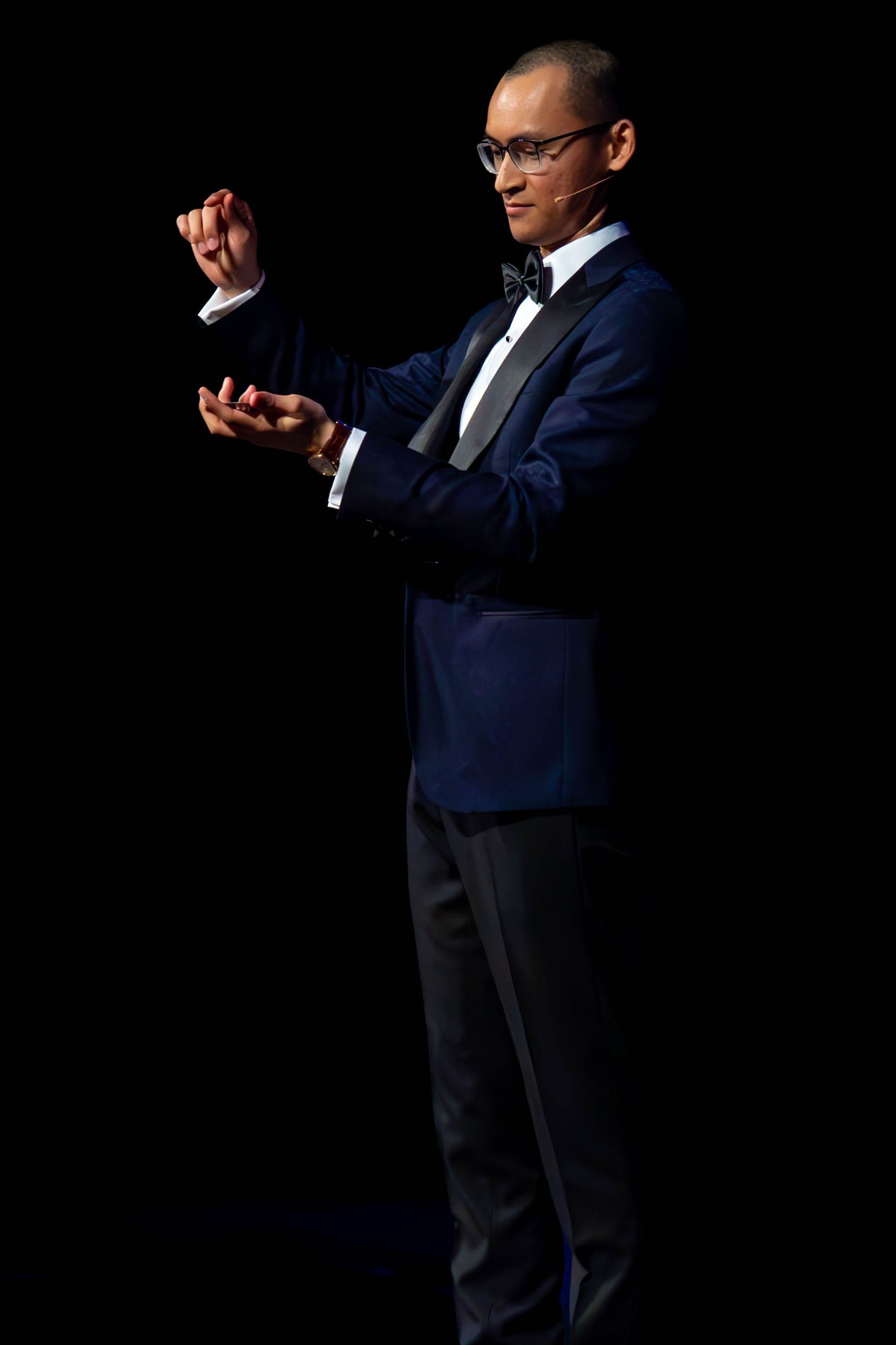 Close-Up Magician Prospect and Adelaide