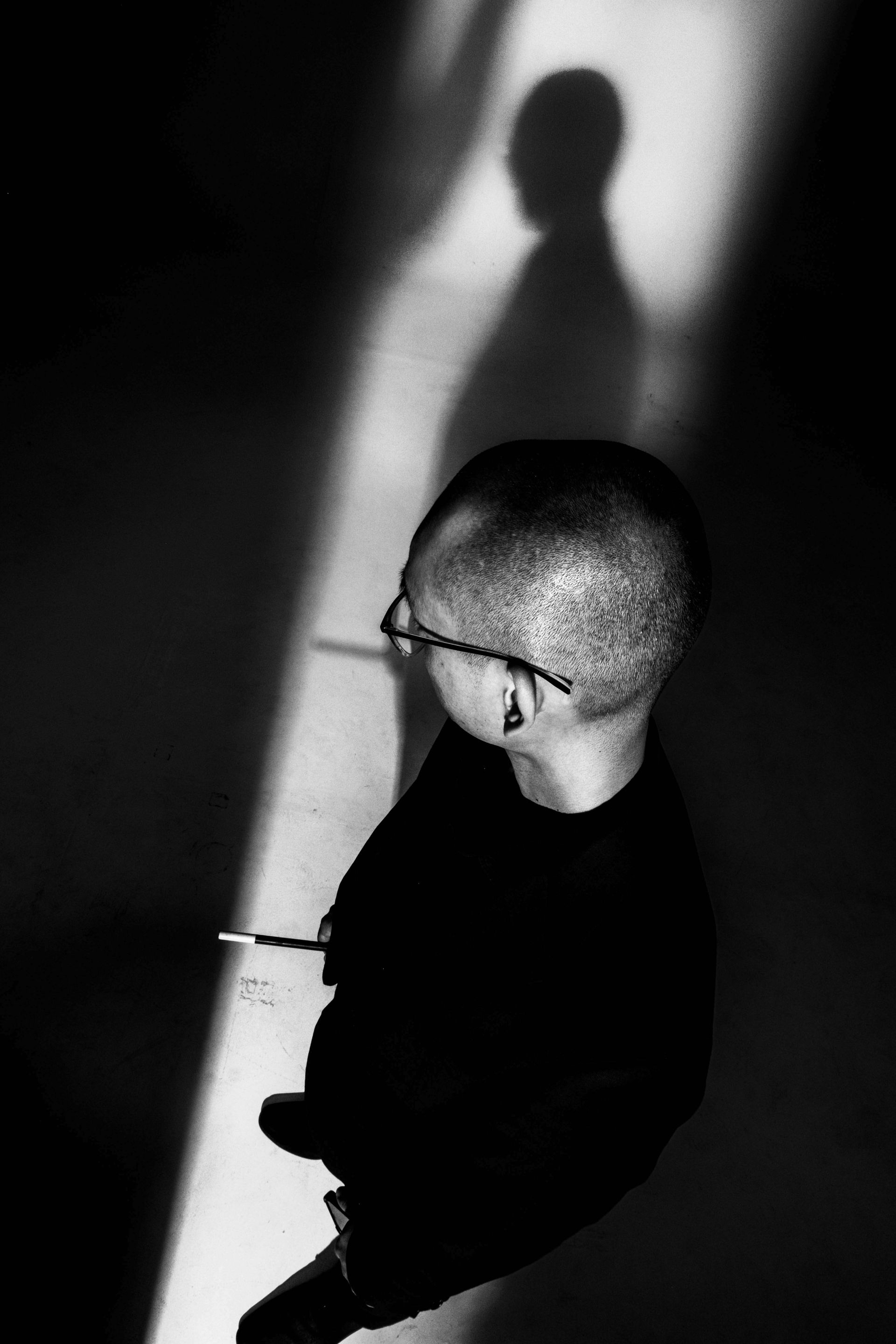 Experience Wonder and Thrilling Magic With Baenedict Adelaide Magician