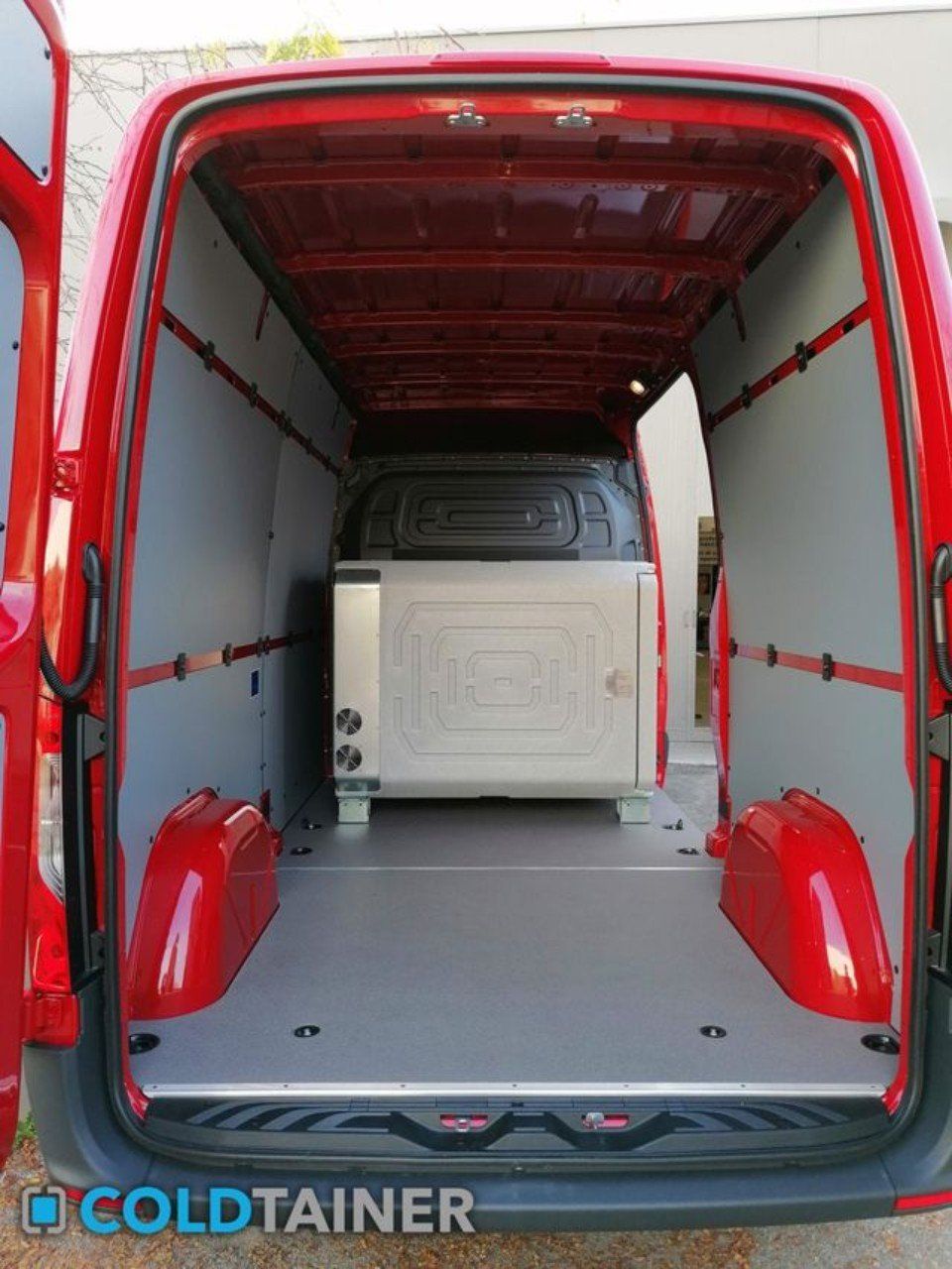 concessionaria furgoni con cella frigo