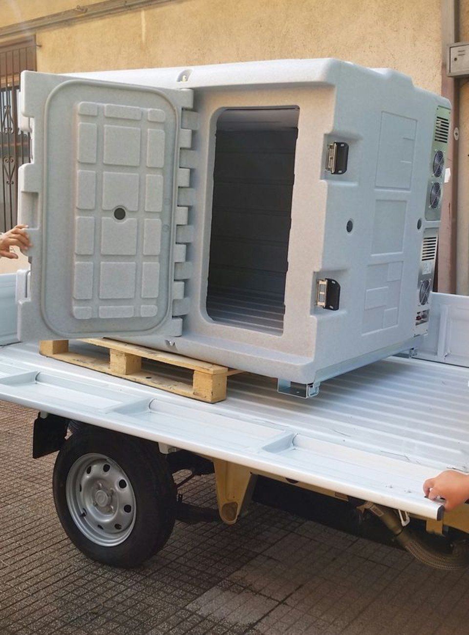 concessionaria furgoni frigo