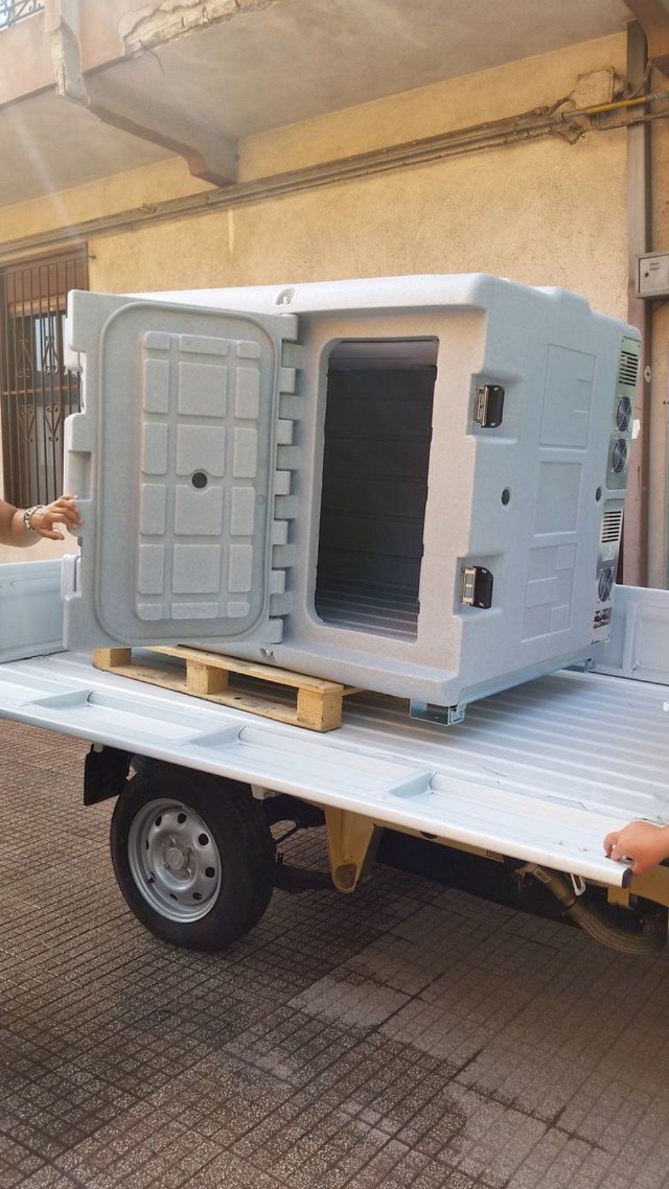 veicolo per trasporto cibo