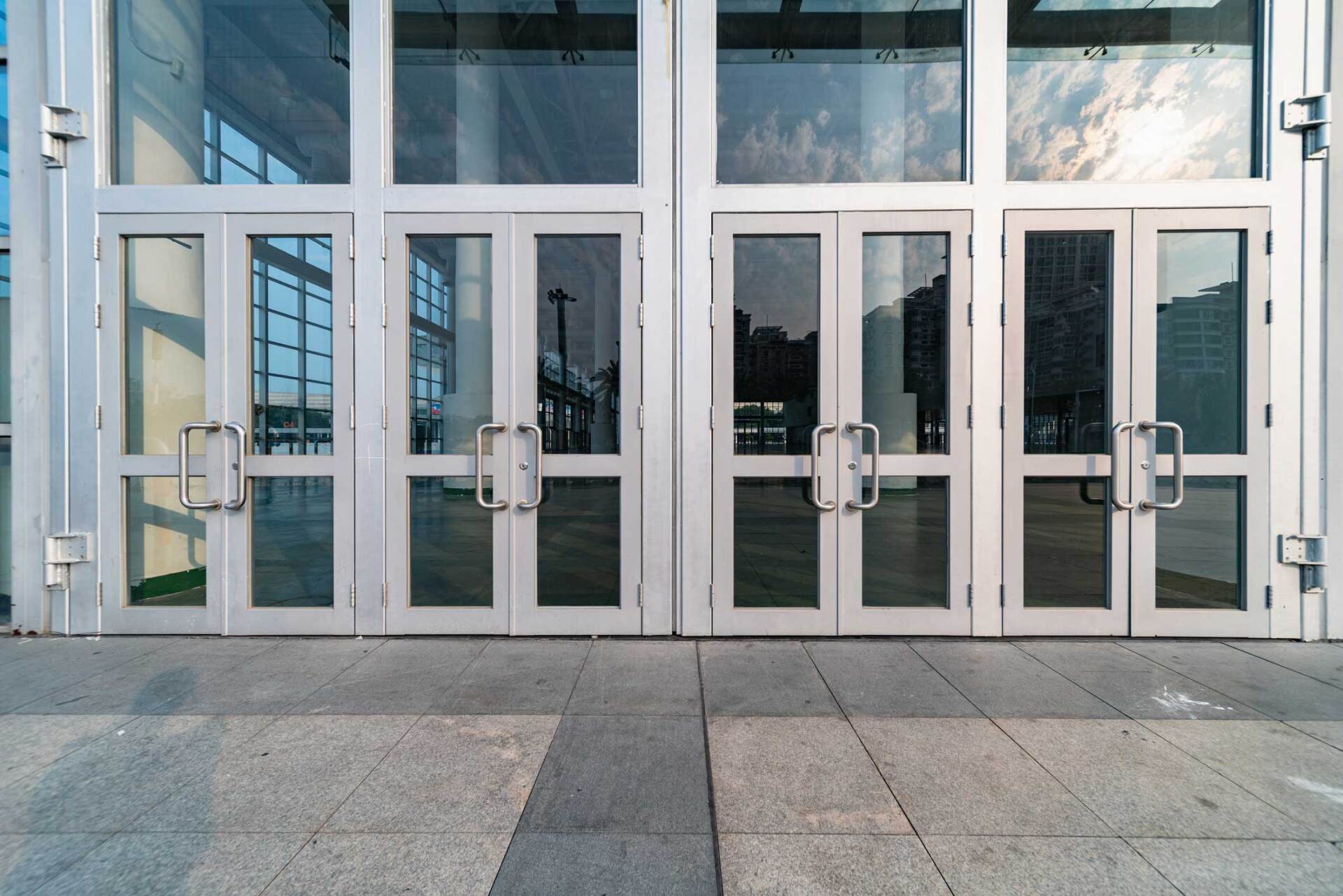 Commercial Glass — Morehead City, NC — Atlantic Glass & Mirror