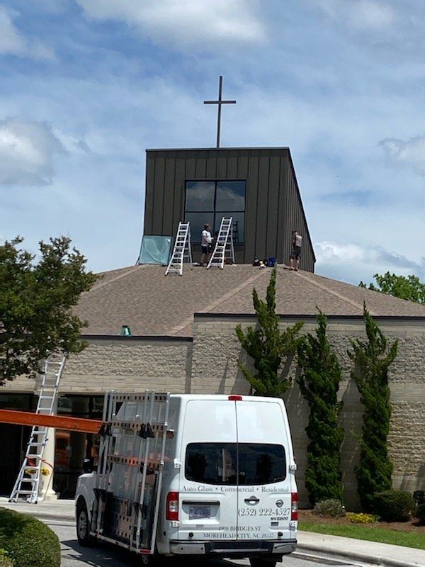 White Van — Morehead City, NC — Atlantic Glass & Mirror