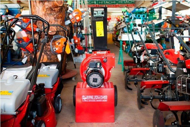 Attrezzature per il giardinaggio a Reggio Calabria