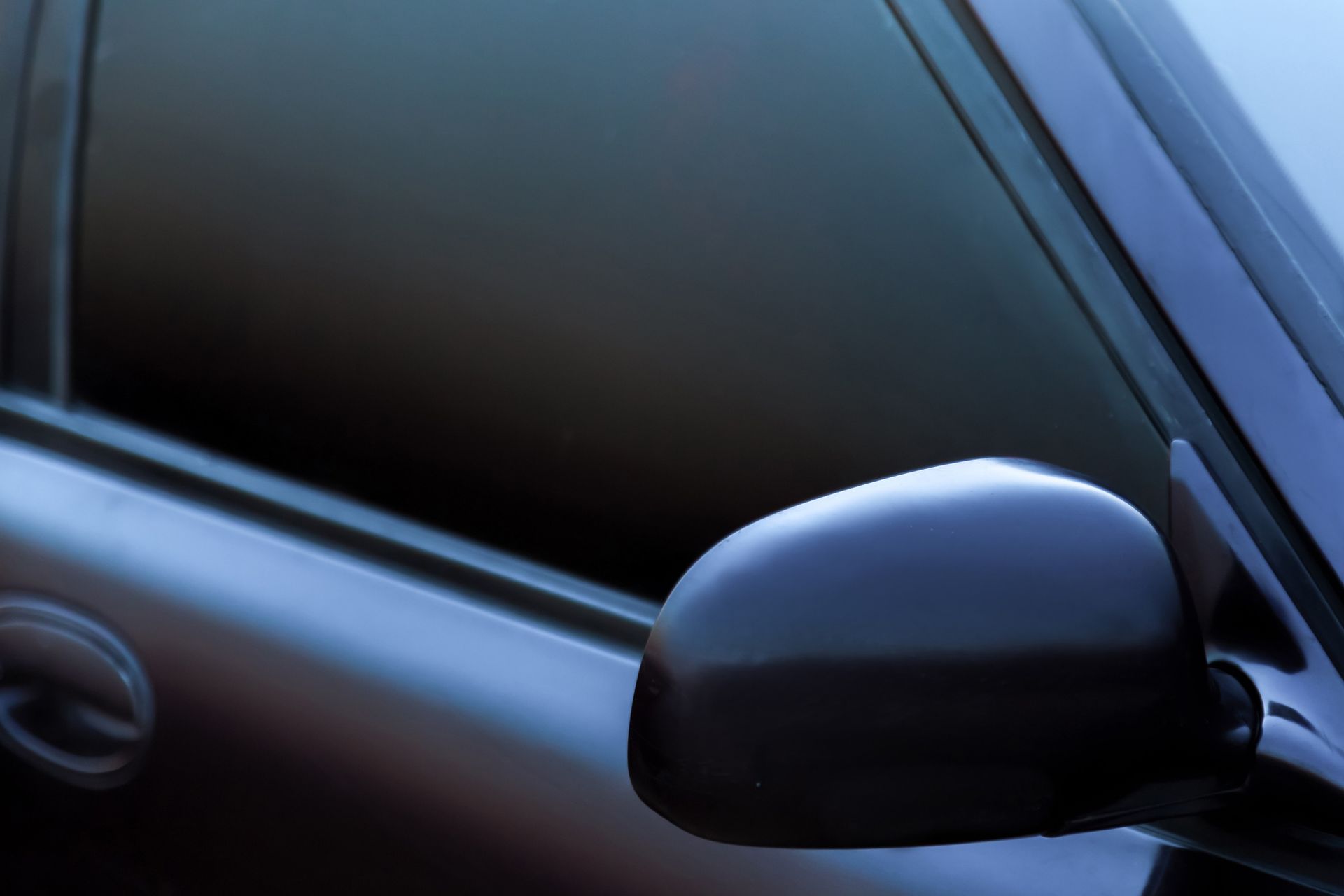 Oscuramento vetri auto