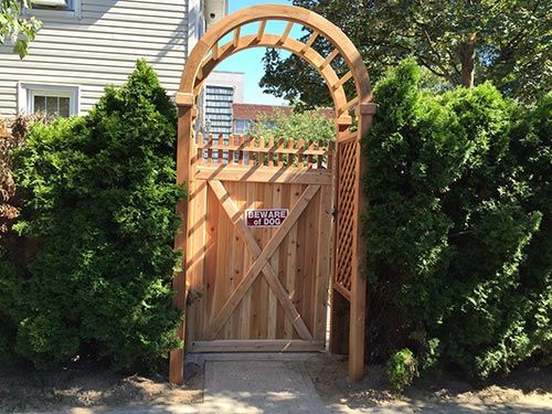 wooden gate in new york and connecticut