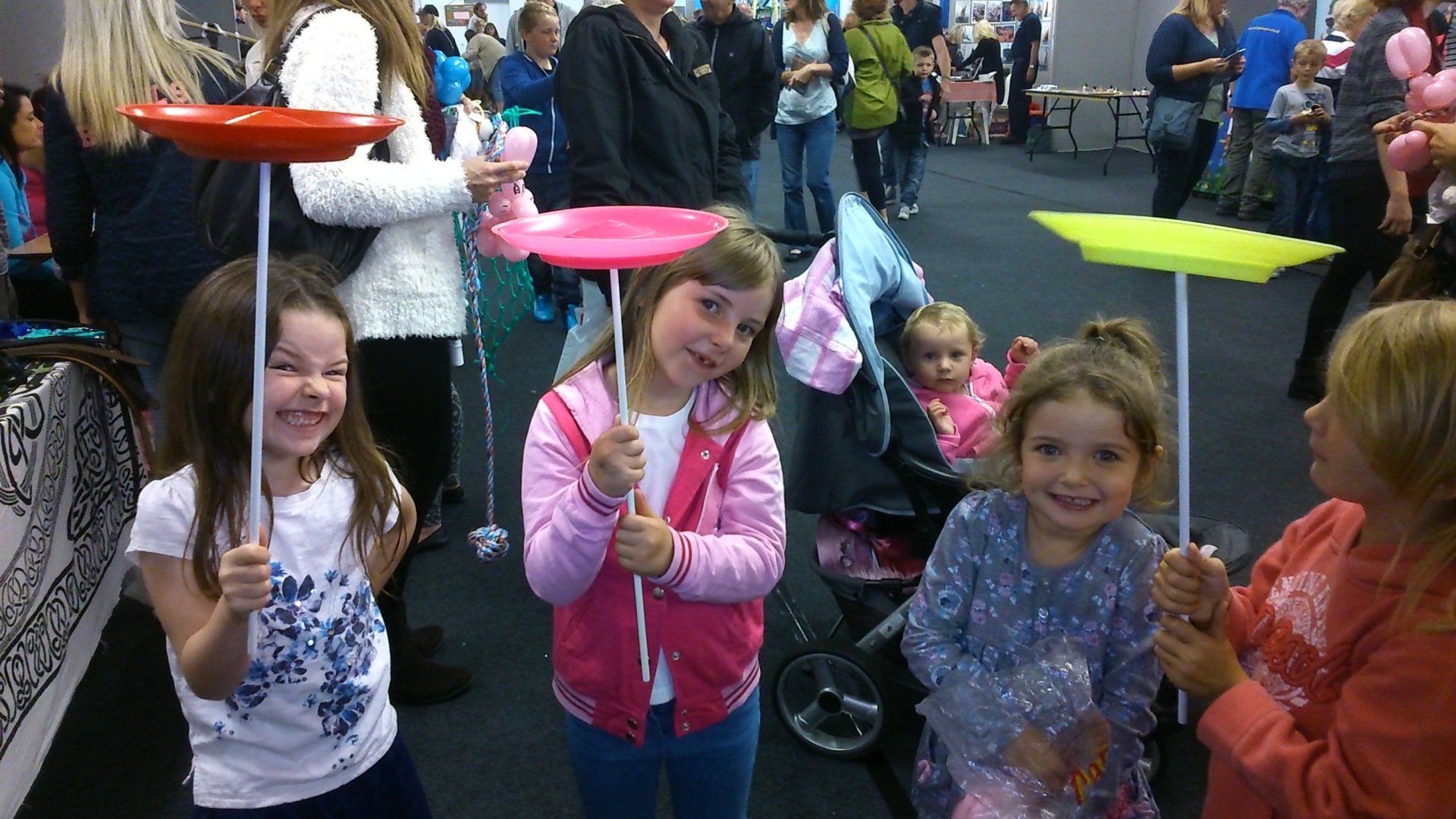 Juggling at a outdoor event