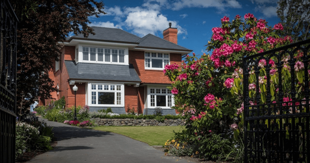 Tradtional brick English style Architectural home build by Shaun Bradley builders