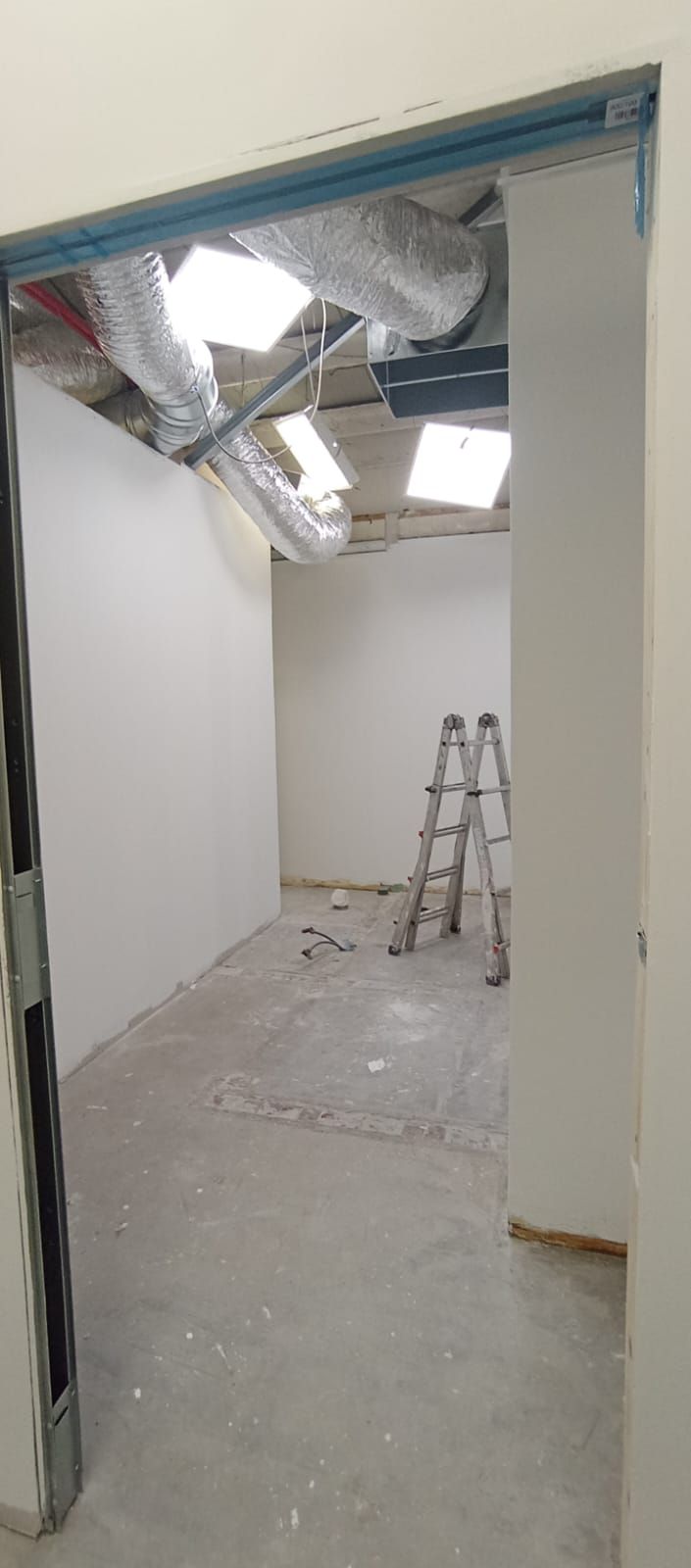 lavori edili su cabine sterili