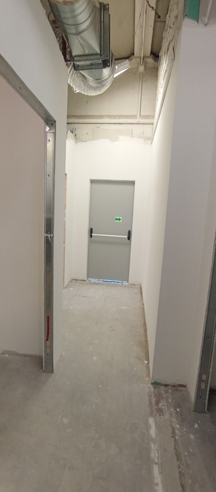 lavori edili su cabine sterili