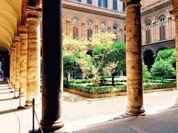 The interior courtyard in Borromini’s style. Source: Milestone Rome
