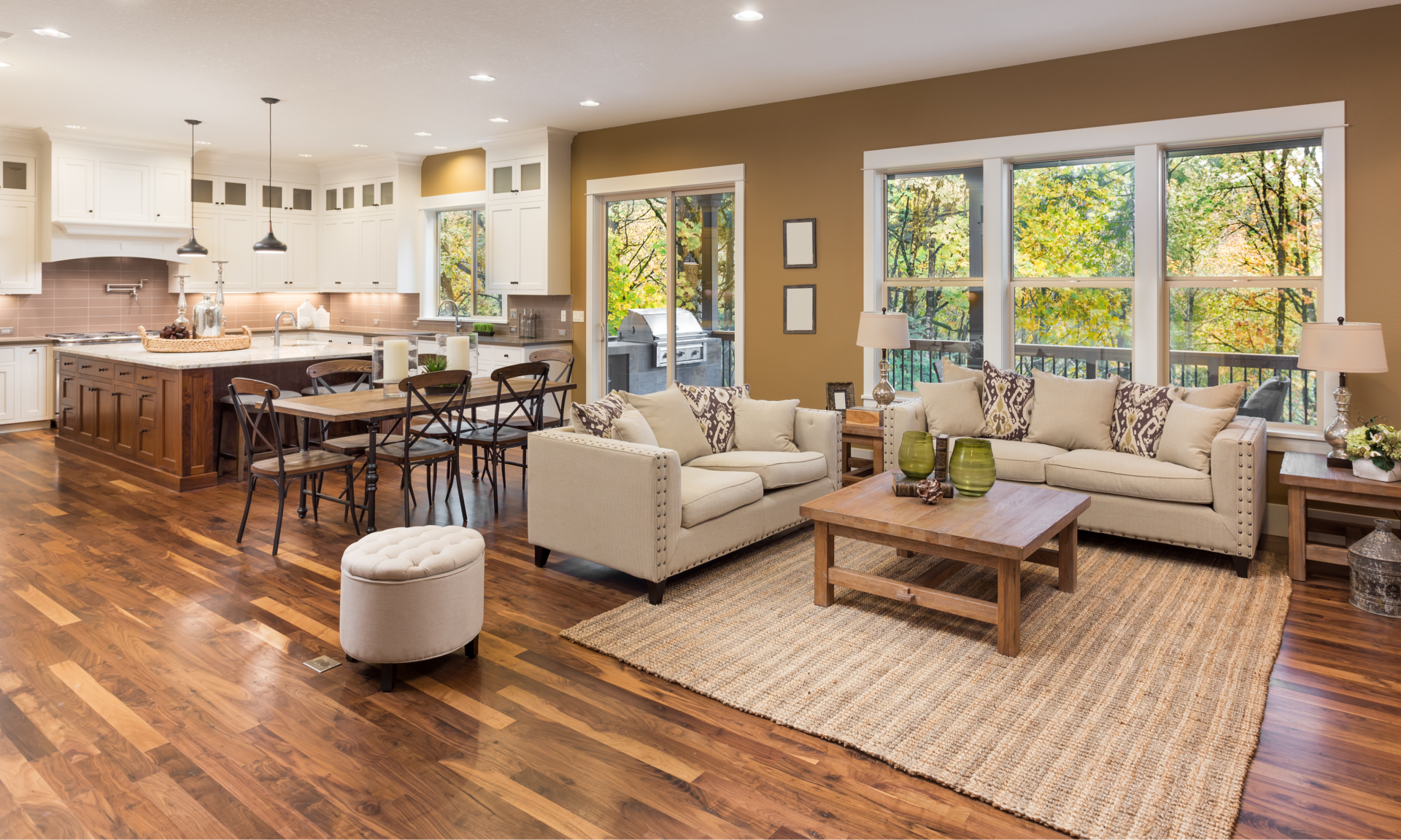 Living Room Interior with Wood Floor. Hardwood Floor. Wood Flooring. Ремонт в квартире.