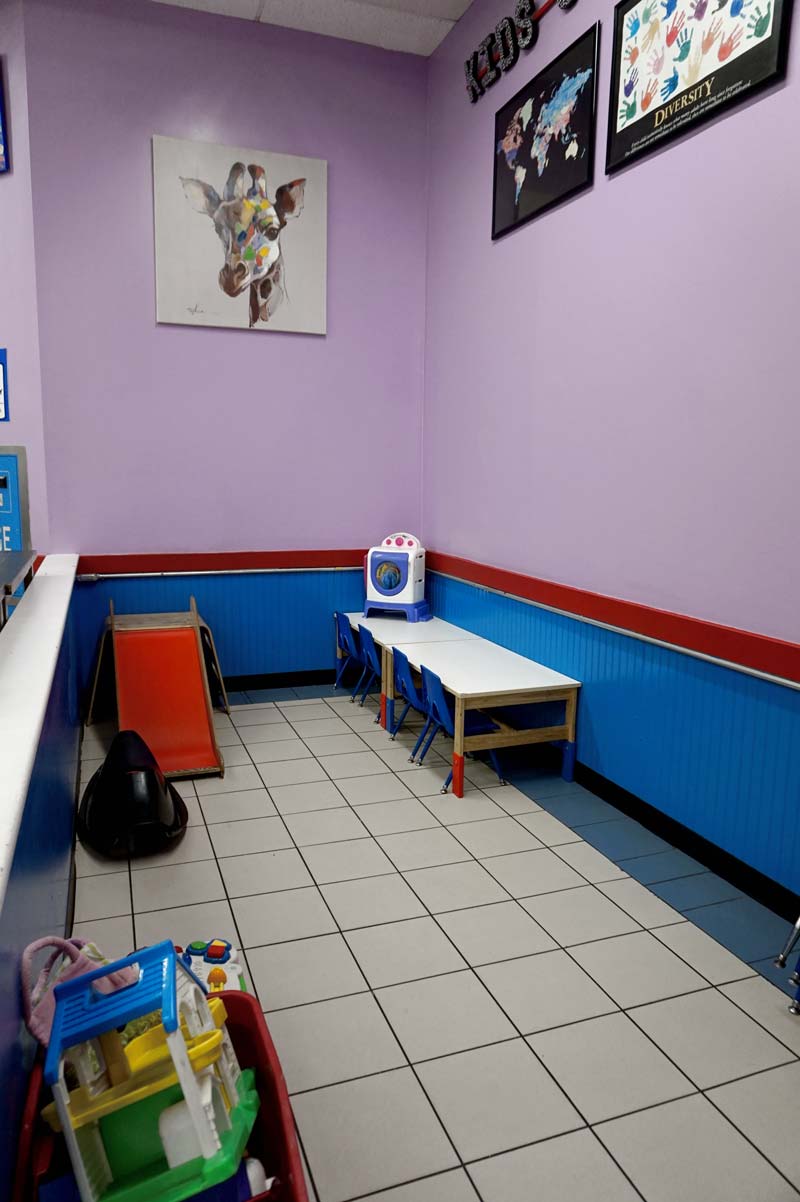 Kids Table and Chairs — Atlanta, GA — Our Best Laundry