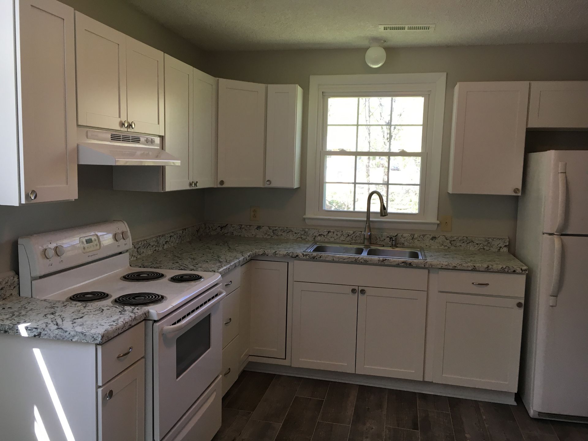 L Shape Kitchen - Smyrna, TN - Ryan Home Improvements
