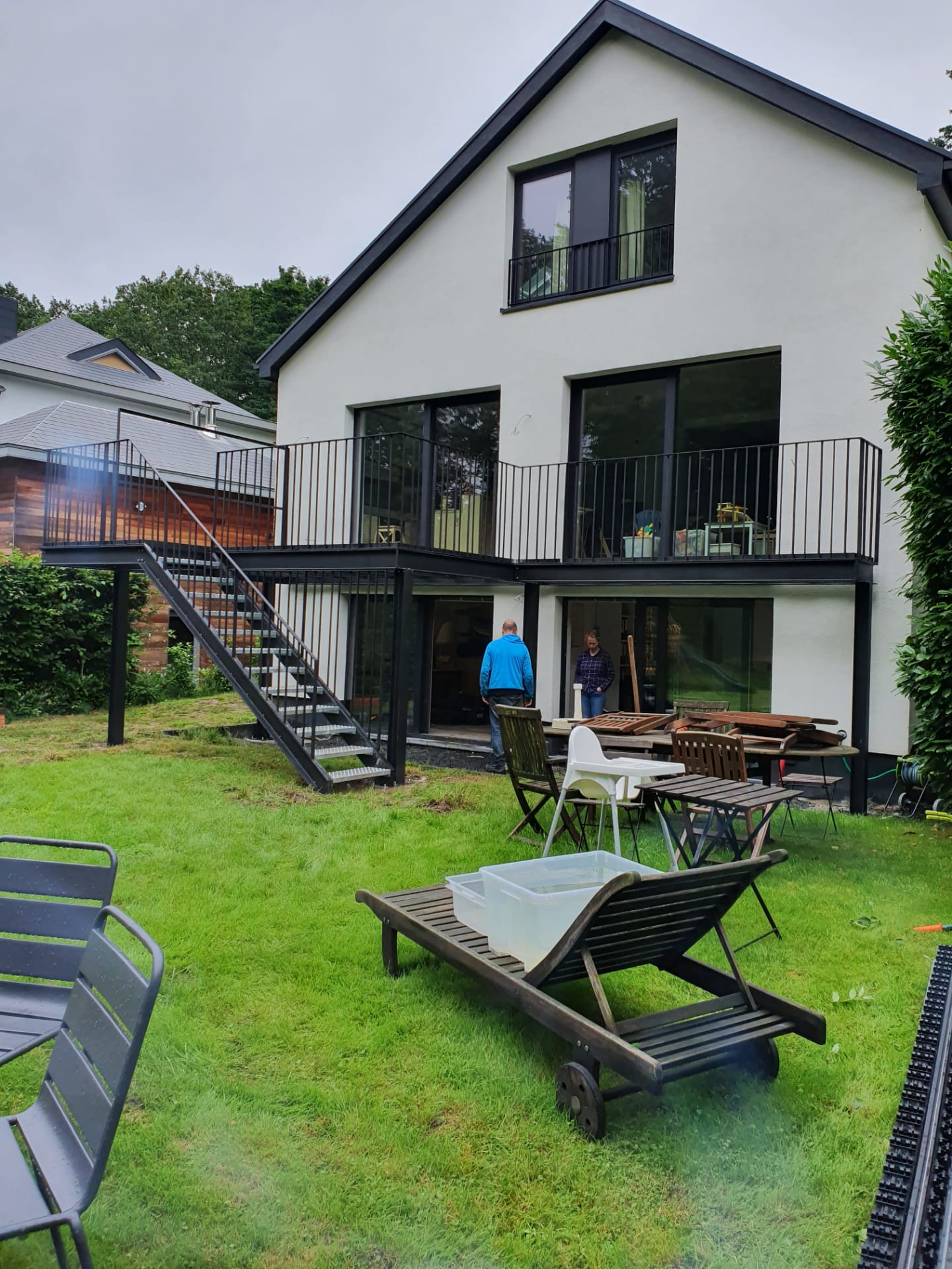 terrasse en metal et bois