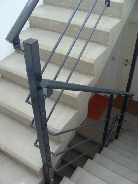 Rampe cage d’escalier en métal