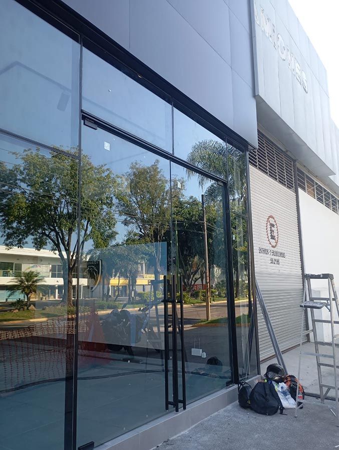 VIDRIERA LÁZARO CÁRDENAS