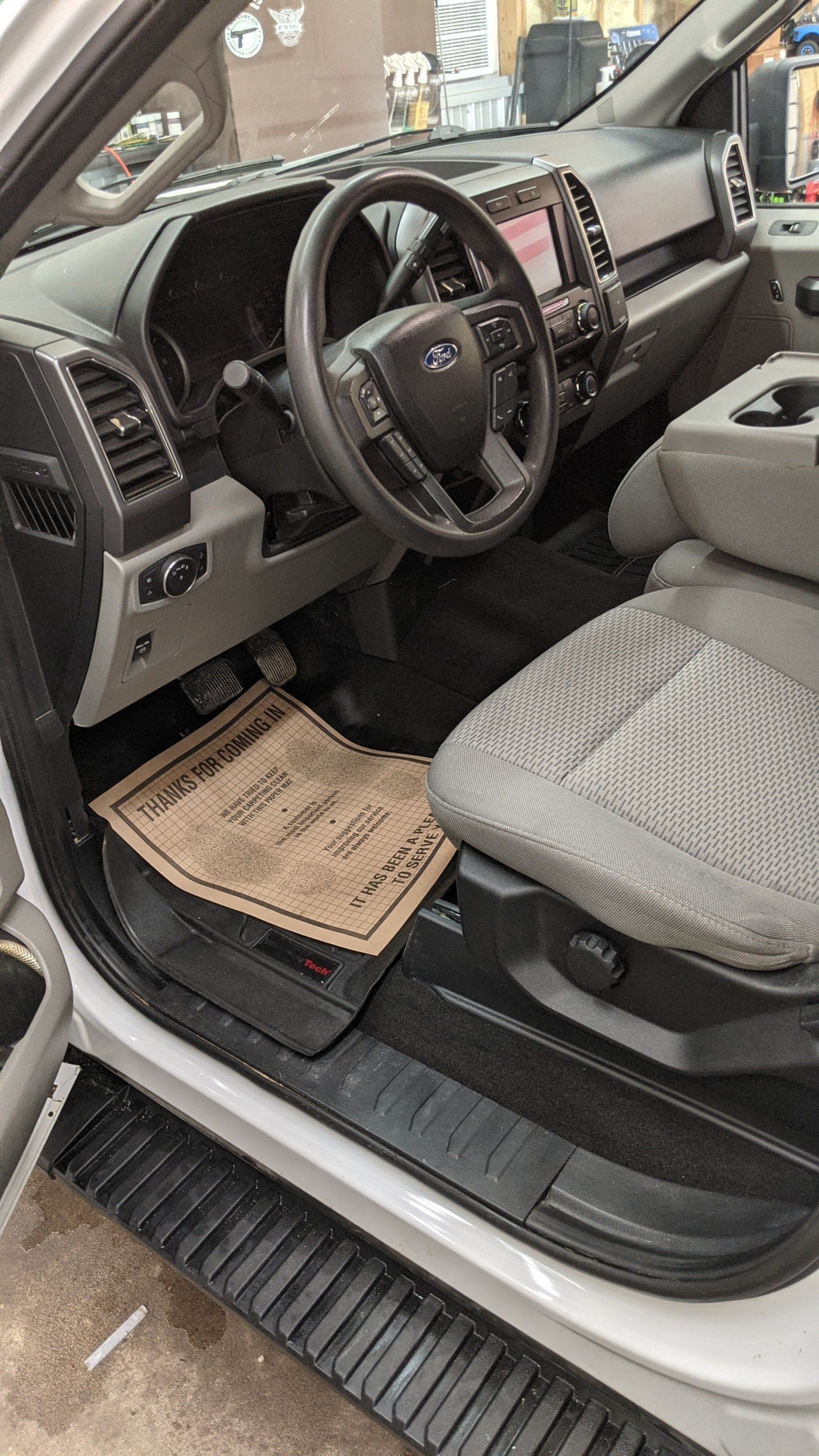 Gallery Fulton, Missouri Suds Up Auto Detailing