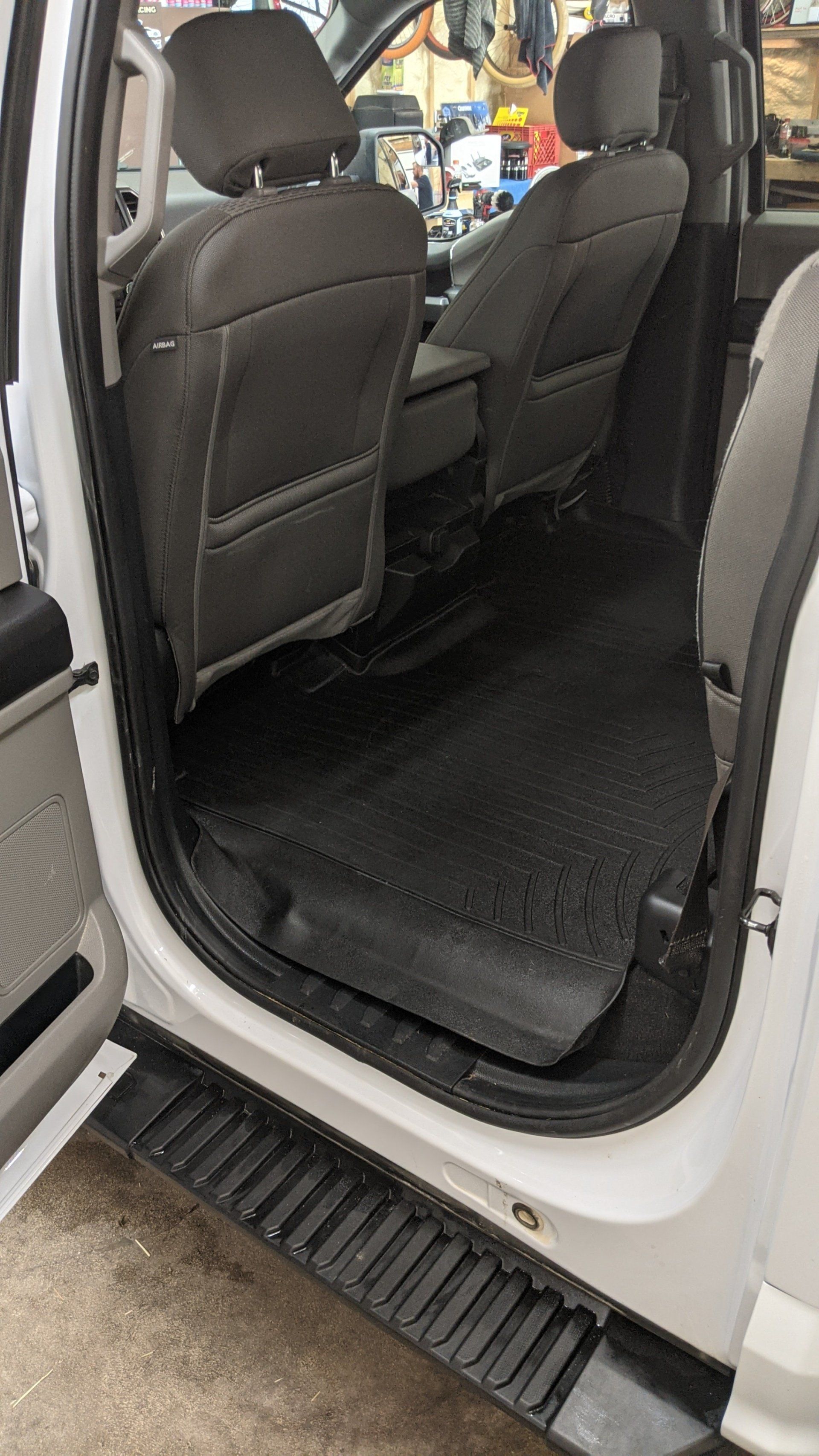 Gallery Fulton, Missouri Suds Up Auto Detailing