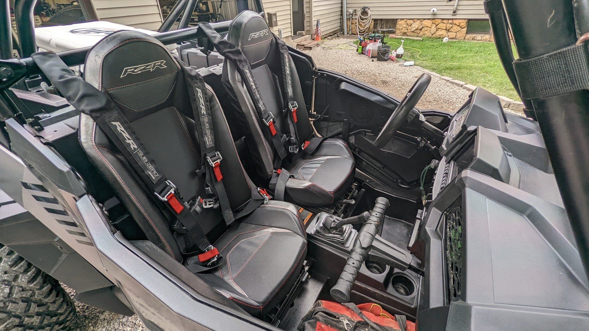 Gallery Fulton, Missouri Suds Up Auto Detailing