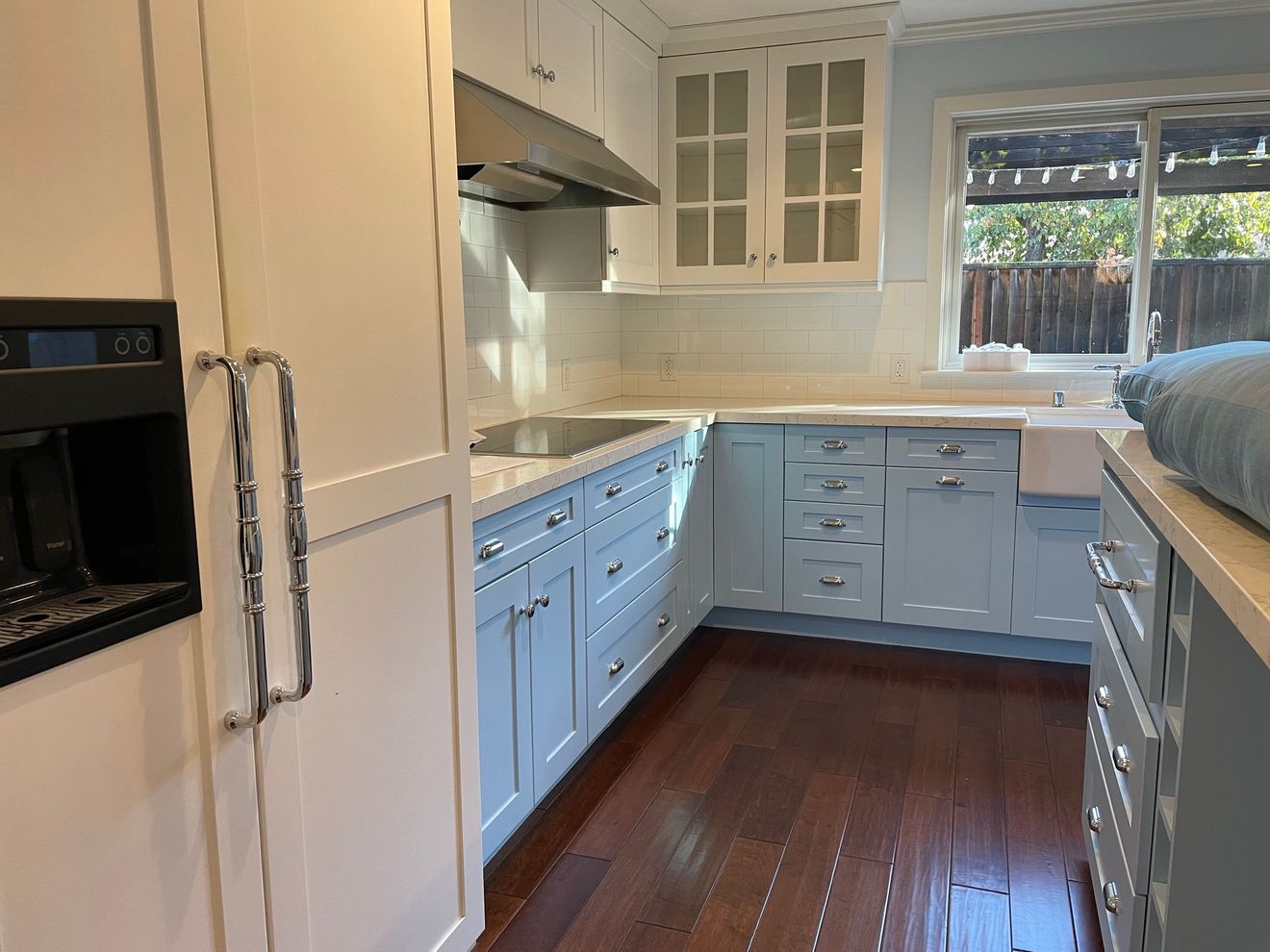 painted kitchen cabinets blue