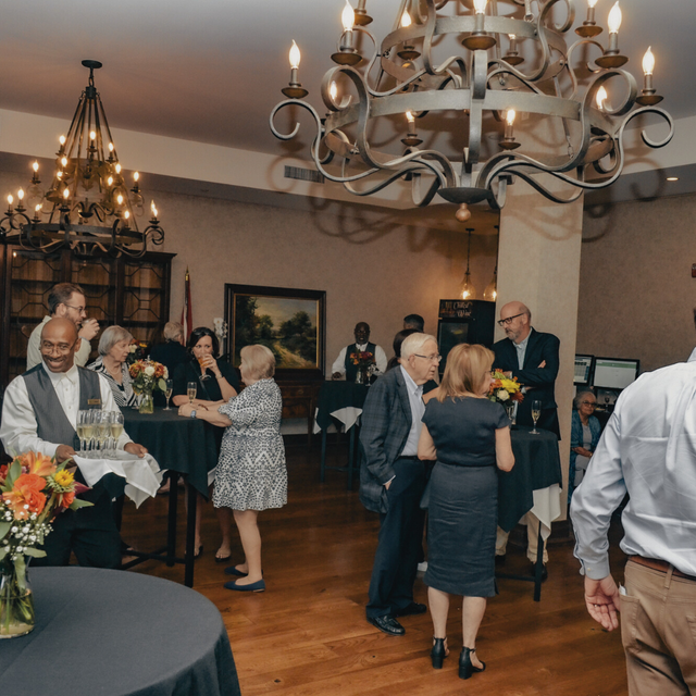 mountain city club dress code Host your next event at Mountain City Club! Located in the heart of downtown Chattanooga, Mountain City Club offers a timeless and elegant setting for your most important celebrations. Our historic venue
