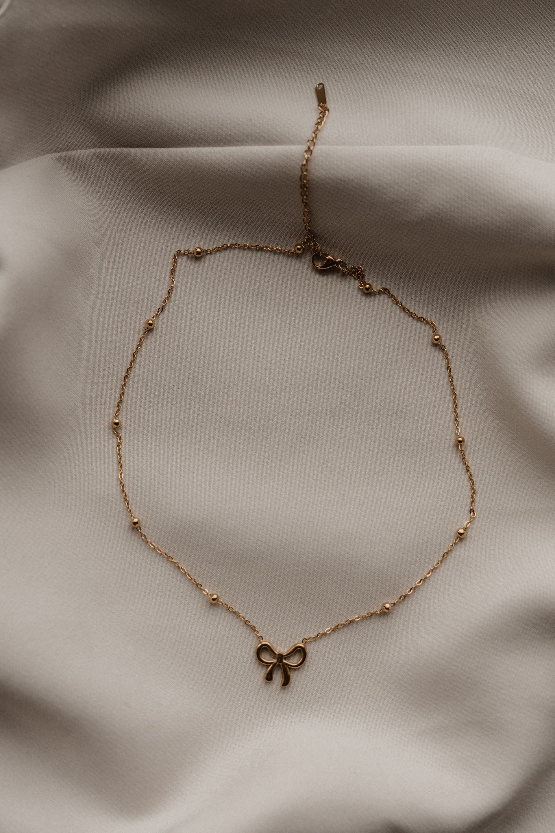 Novia strikjes armband