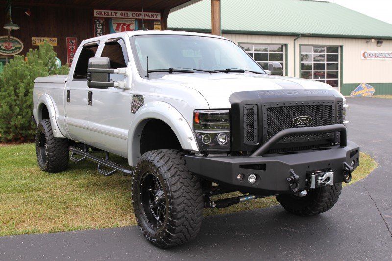 auto accessory store Cincinnati