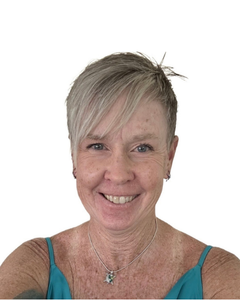 headshot of Melissa Clinton