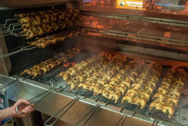 Spiedini di pollo alla brace