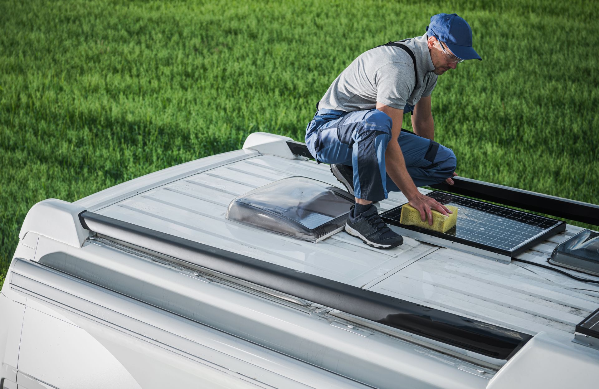 RV Roof Maintenance | Quality RV Solutions