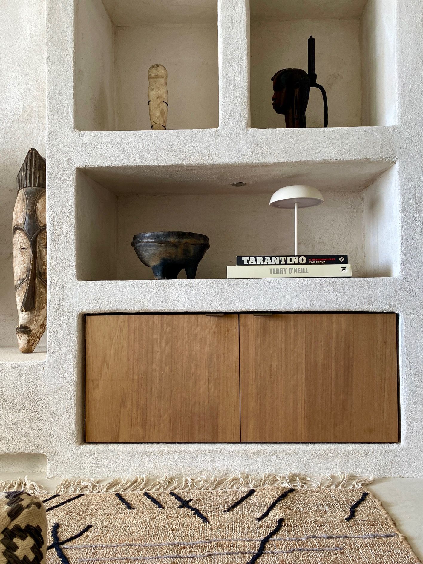 Appartement Ibiza Interieur vakkenkast | Villa18 Interieurs 