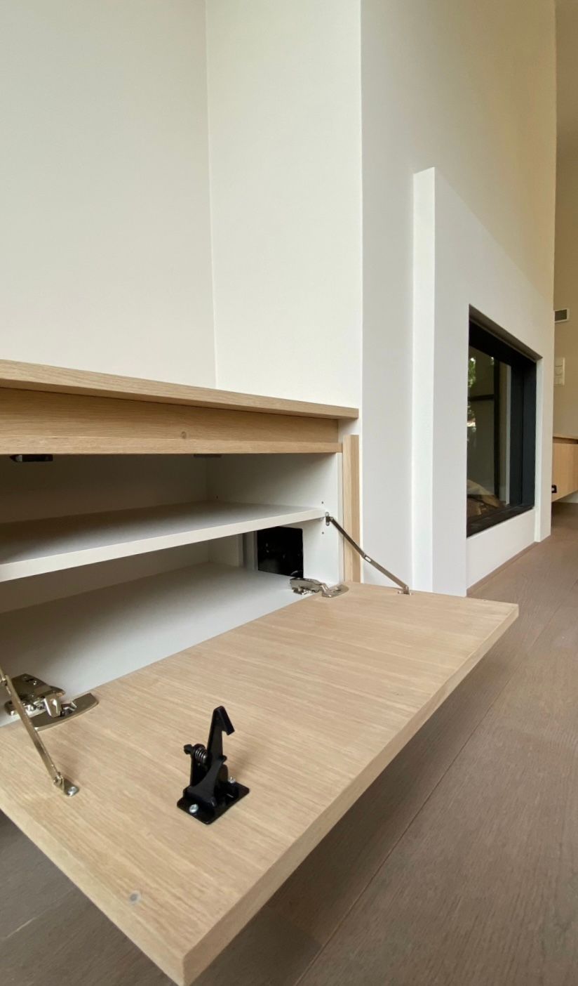 Maatwerk dressoir open haard | Villa18 Interieurs