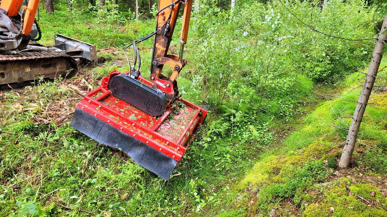 FKR-125HY-R klipper små træer i skovbund