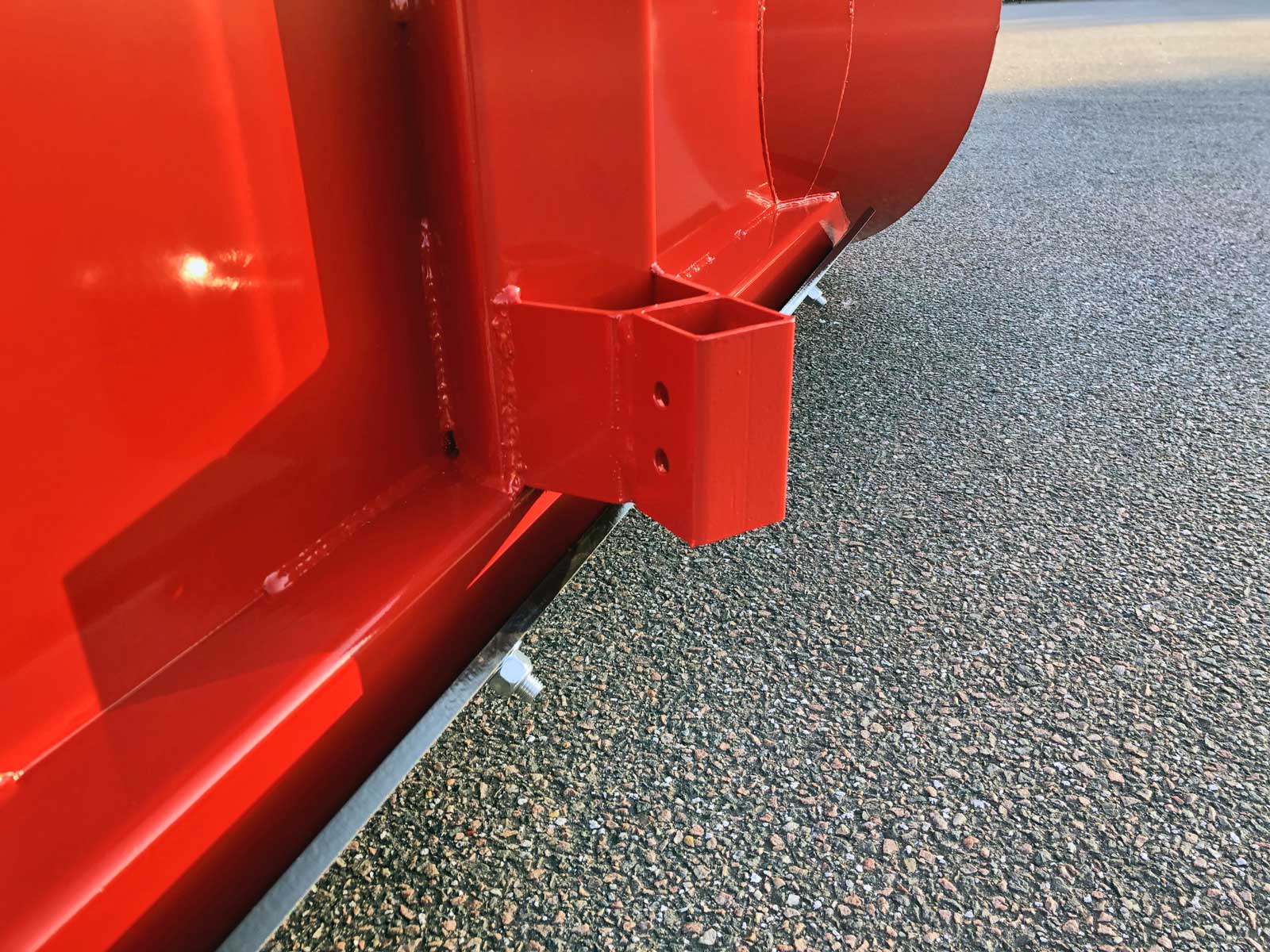 Beslag til slidsko på V-230