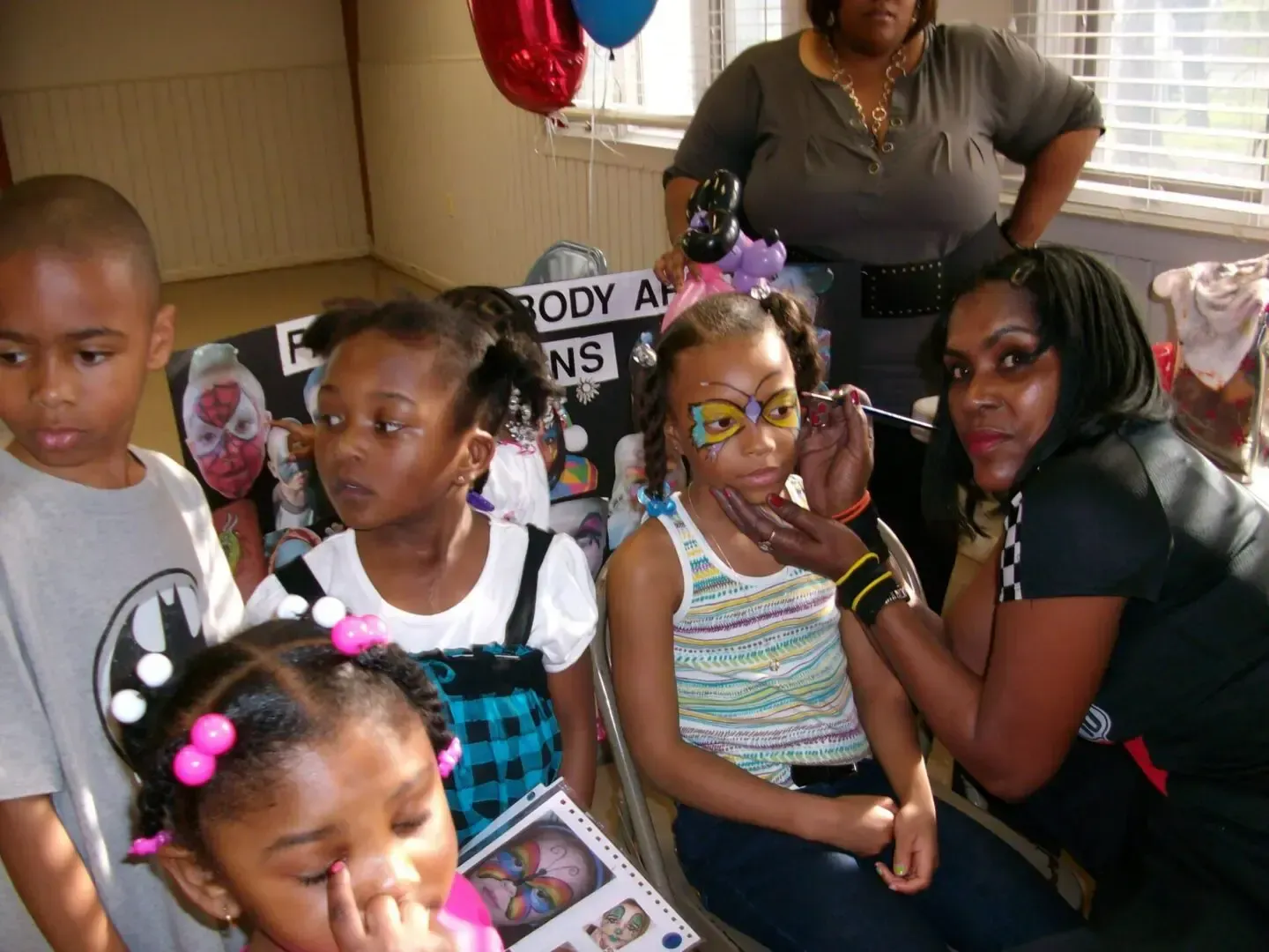 girls with facepaint